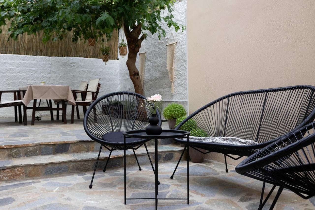 Διαμέρισμα Irida's Detached House With Lovely Garden/yard In Center Αθήνα